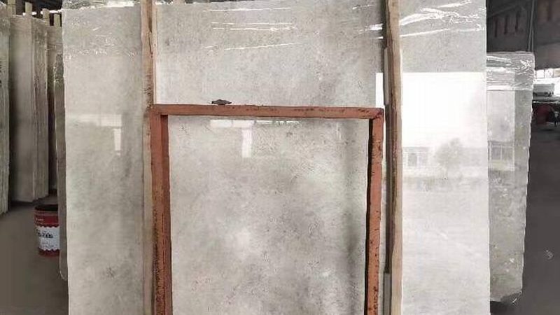 空间考量：餐桌尺寸与户型搭配